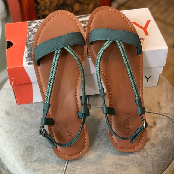 Roxy Kitty Sandals